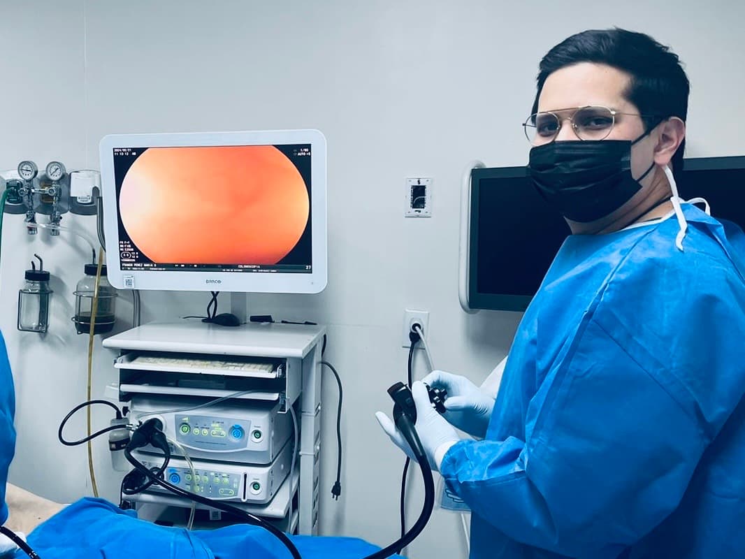 Endoscopia digestiva alta realizada por el Dr. Lino García Alvarado, especialista en gastroenterología CDMX